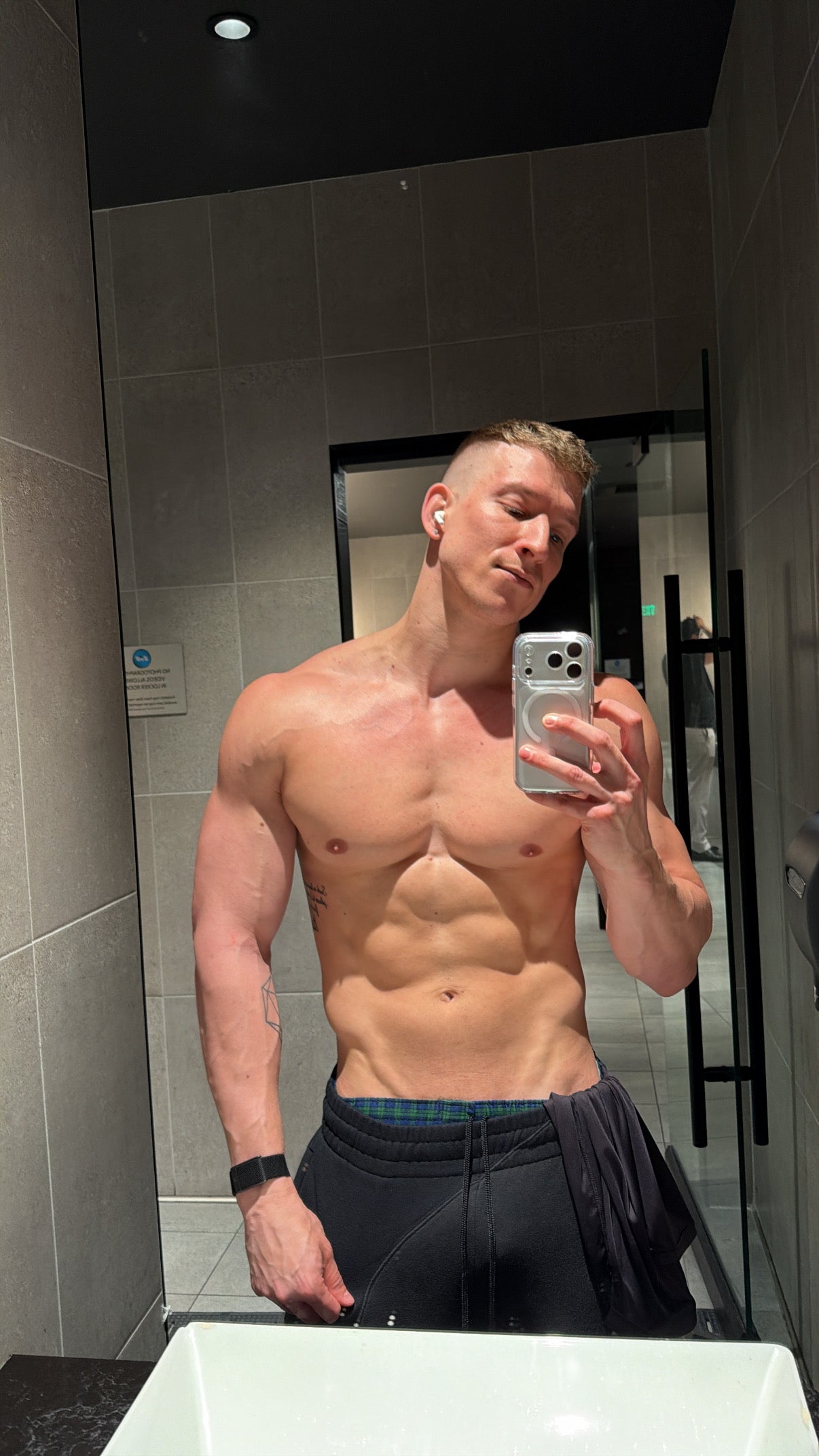 Bryce Jaxxx Jax hole Allure 150 Fleshlight