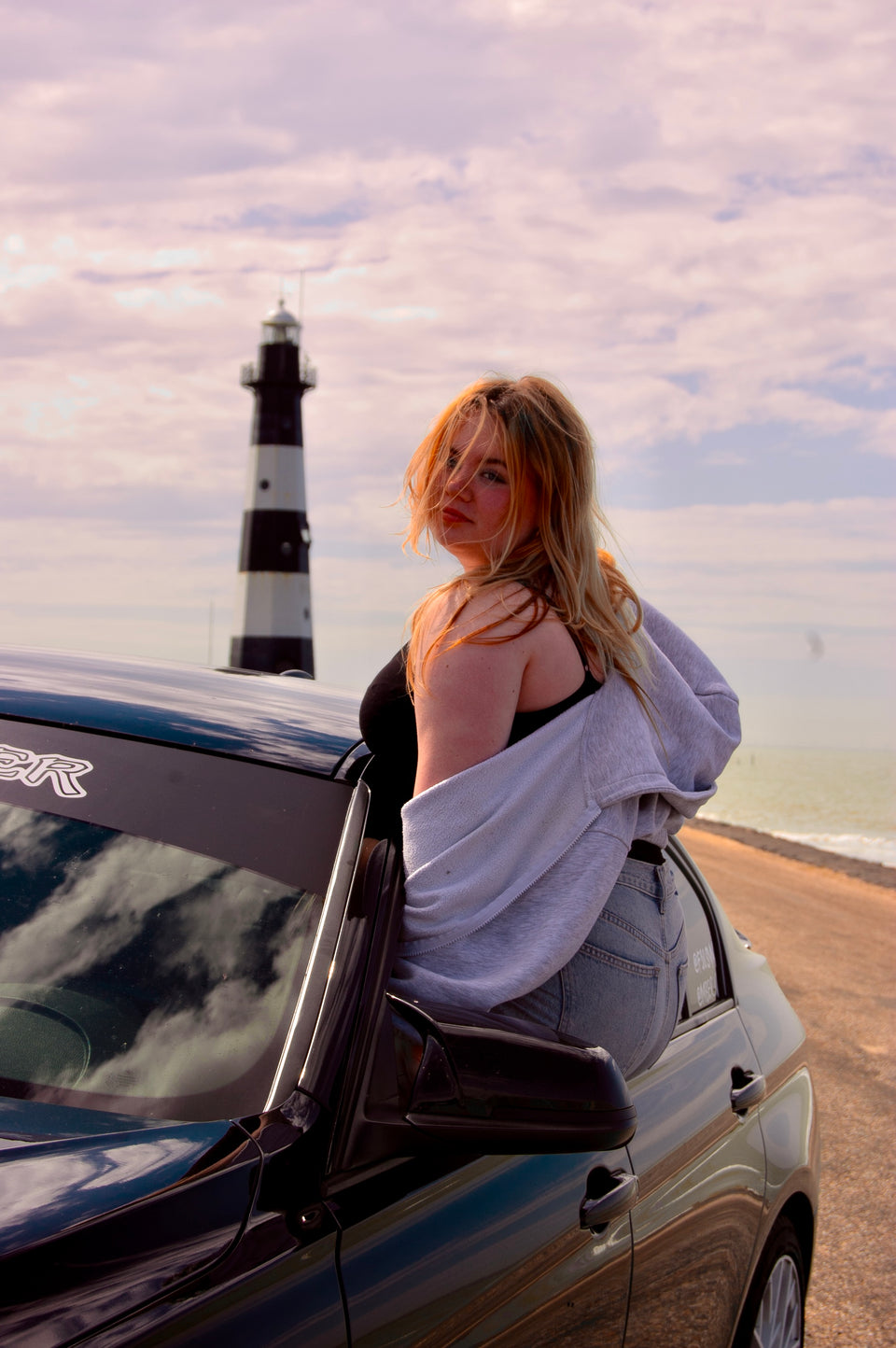 models/9817/lifestyle/lifestyle-1792379349348.jpeg